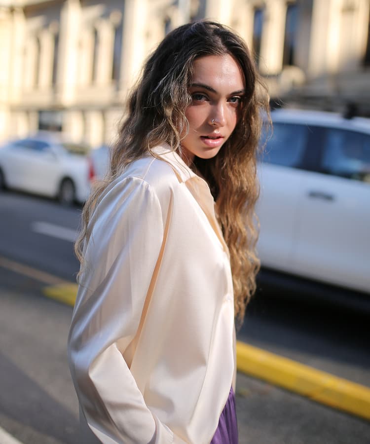Silk-Solid-Lenny Classic-Silk-Shirt-601031-Champagne-Model
